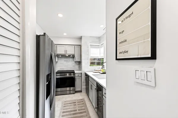 $385,000 | 907 Oak Tree Drive, Chapel Hill, NC 27517