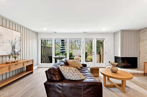 $385,000 | 907 Oak Tree Drive, Chapel Hill, NC 27517