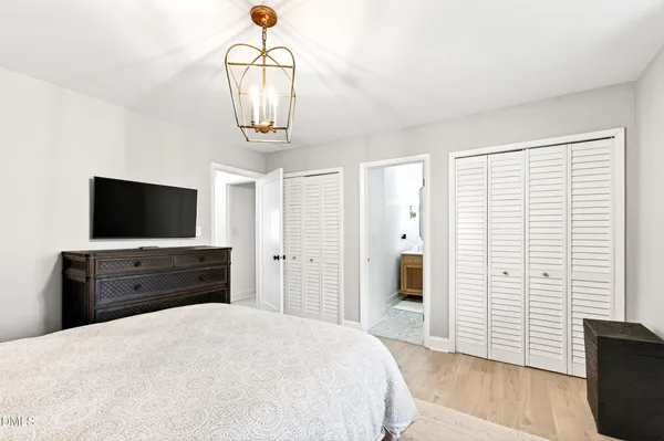 $385,000 | 907 Oak Tree Drive, Chapel Hill, NC 27517