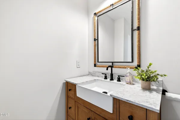 $385,000 | 907 Oak Tree Drive, Chapel Hill, NC 27517