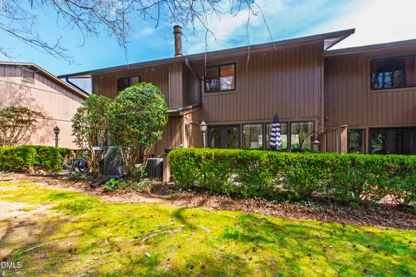 $385,000 | 907 Oak Tree Drive, Chapel Hill, NC 27517