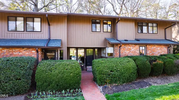 $385,000 | 907 Oak Tree Drive, Chapel Hill, NC 27517