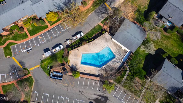 $385,000 | 907 Oak Tree Drive, Chapel Hill, NC 27517