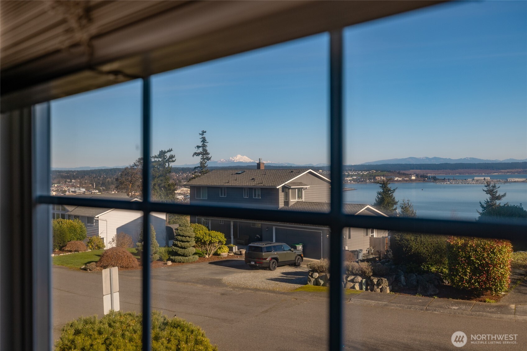 2419 Southwest Capital Drive Oak Harbor, WA 98277 - Photo 31 of 38