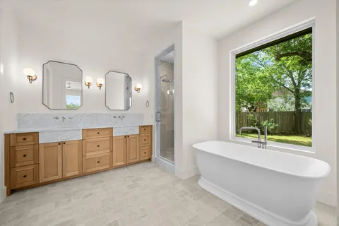 $985,000 | 2504 Sonoma Cove, Austin, TX 78738
