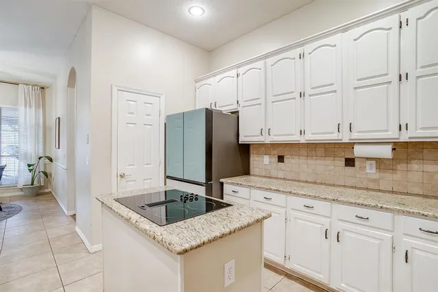 $444,500 | 505 Dorcas Lane, Arlington, TX 76013