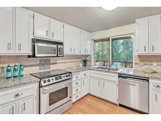 $495,000 | 2755 Warren Street, Eugene, OR 97405