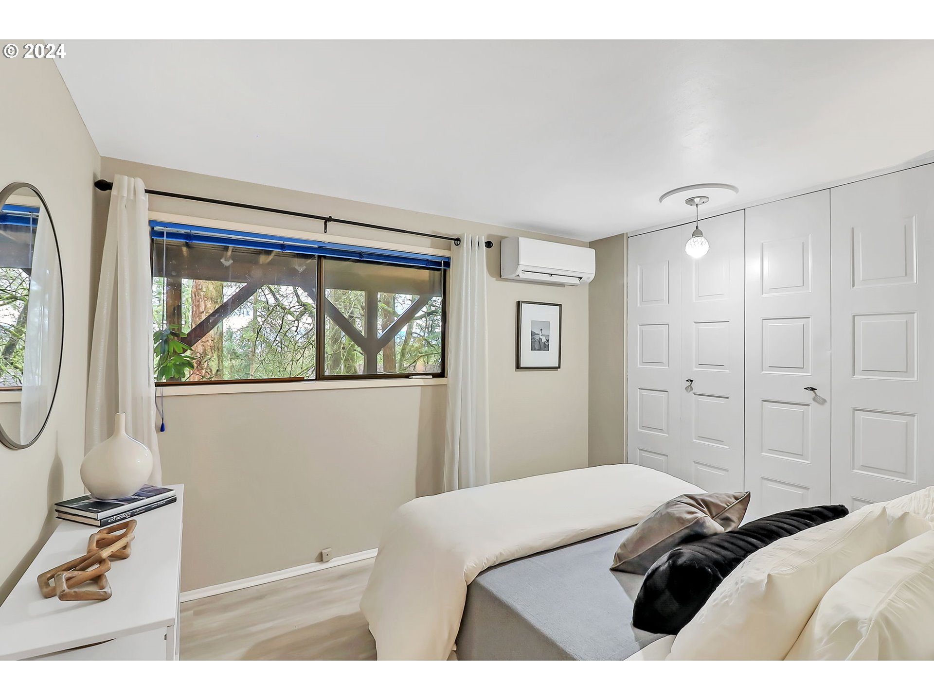 2755 Warren Street Eugene, OR 97405 - Photo 25 of 43 Bathroom