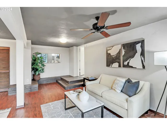 $495,000 | 2755 Warren Street, Eugene, OR 97405