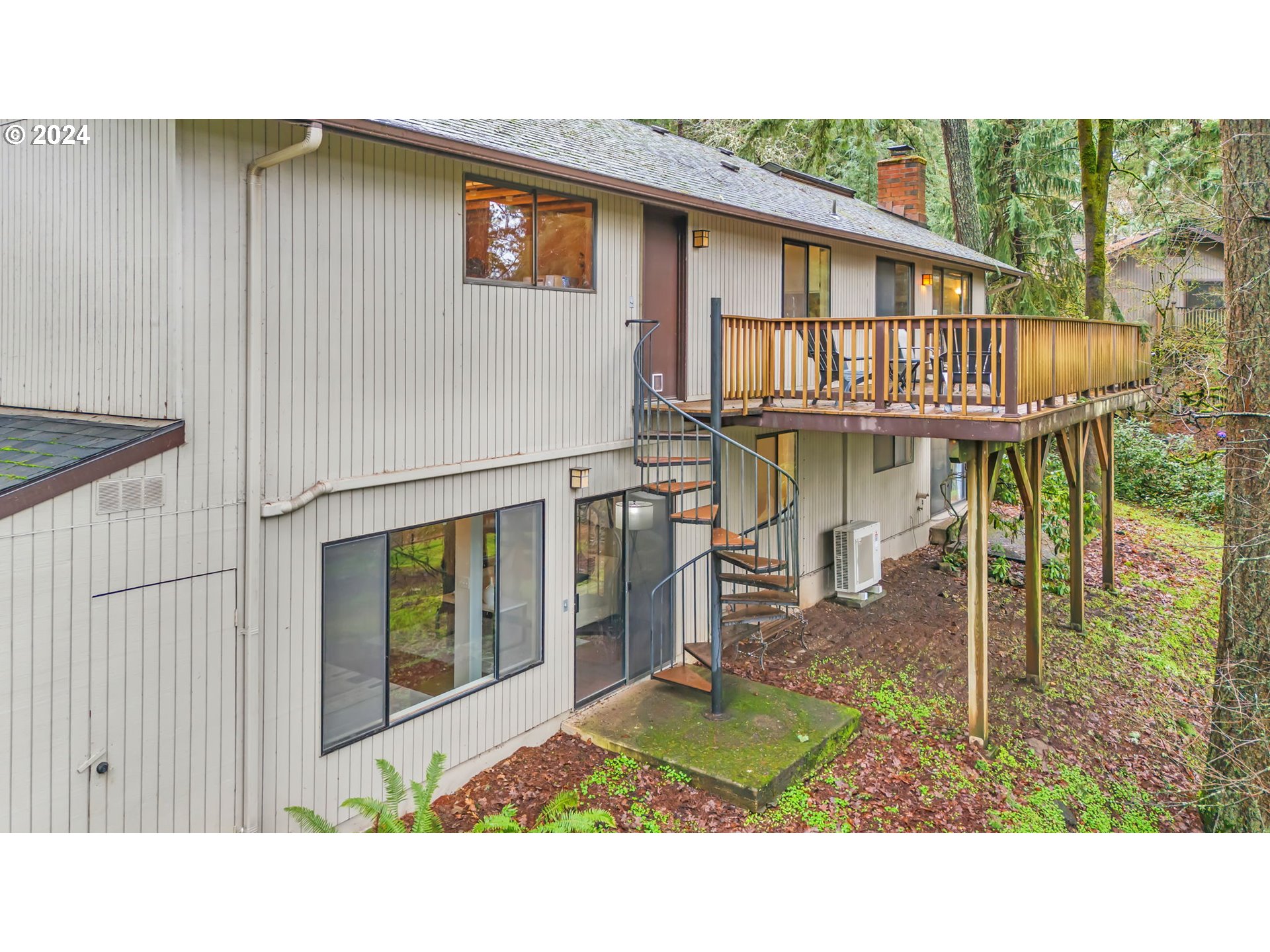 2755 Warren Street Eugene, OR 97405 - Photo 43 of 43 Drone View/UAV