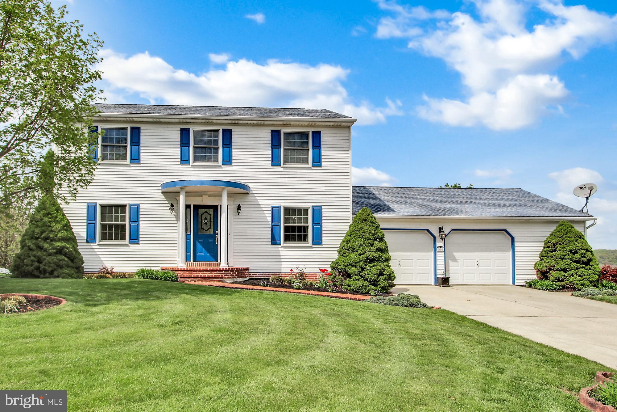 685 Woodside Road York, PA 17406 - Photo 2 of 25 Gallery Image 2