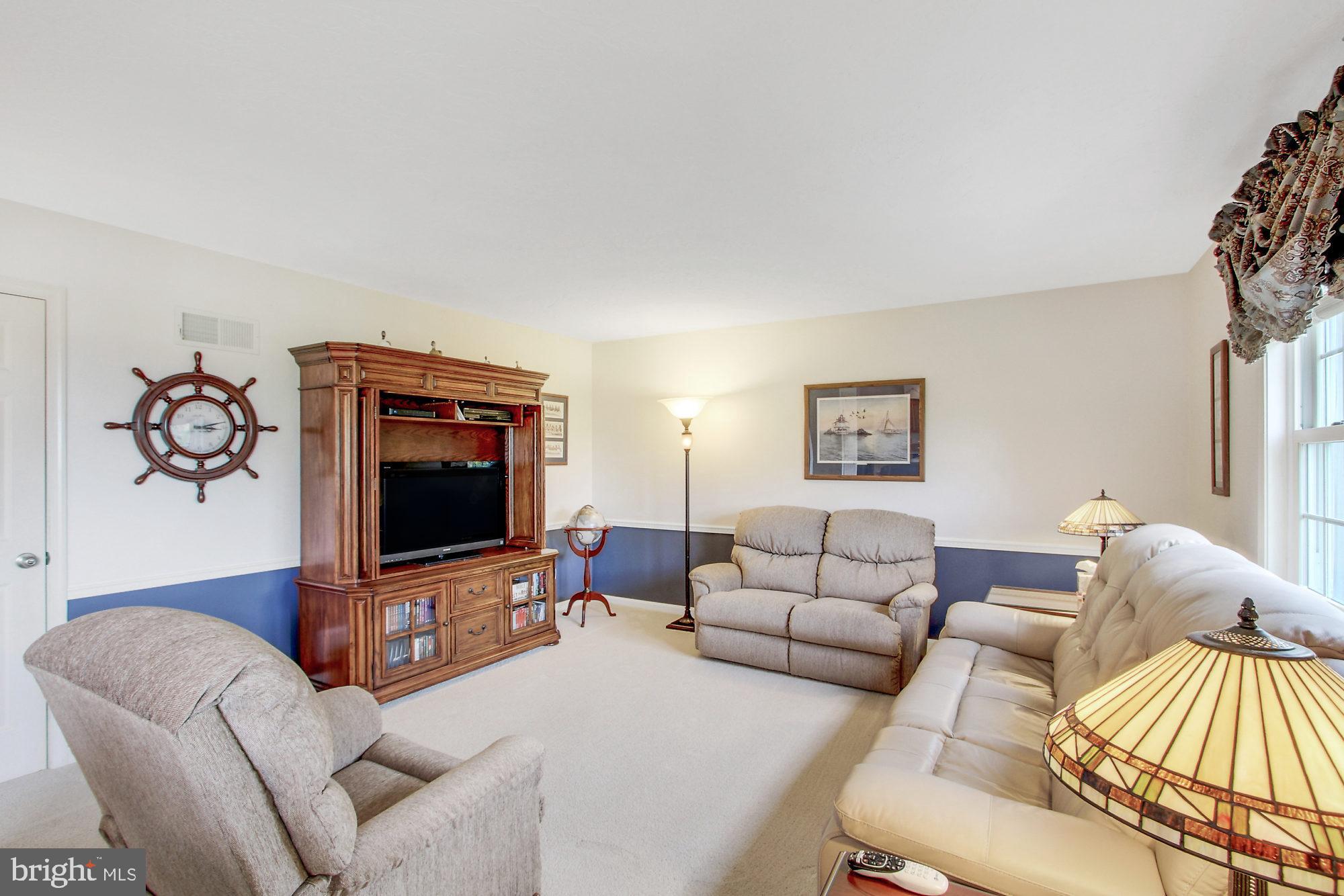 685 Woodside Road York, PA 17406 - Photo 13 of 25 Gallery Image 13
