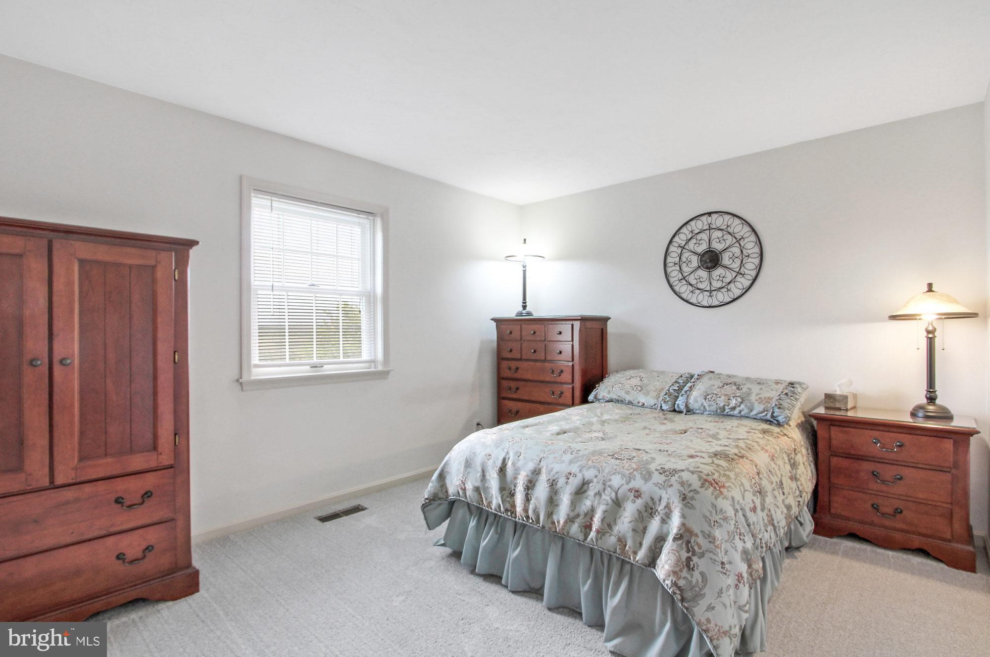685 Woodside Road York, PA 17406 - Photo 18 of 25 Gallery Image 18