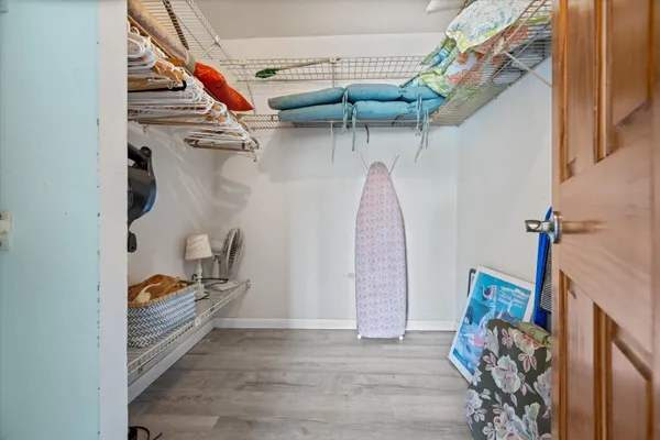 $2,000 | 421 South Lakeside Drive, Unit 10, Lake Worth Beach, FL 33460