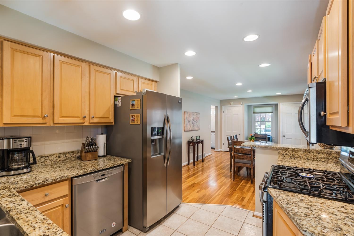 3730 Homewood Road Mariemont, OH 45227 - Photo 14 of 36
