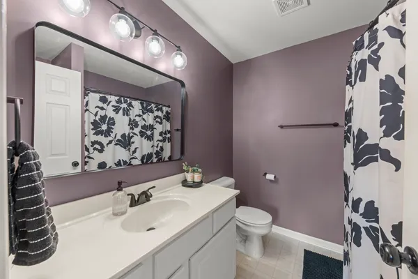 $185,000 | 809 Constance Lane, Unit 809, Sycamore, IL 60178