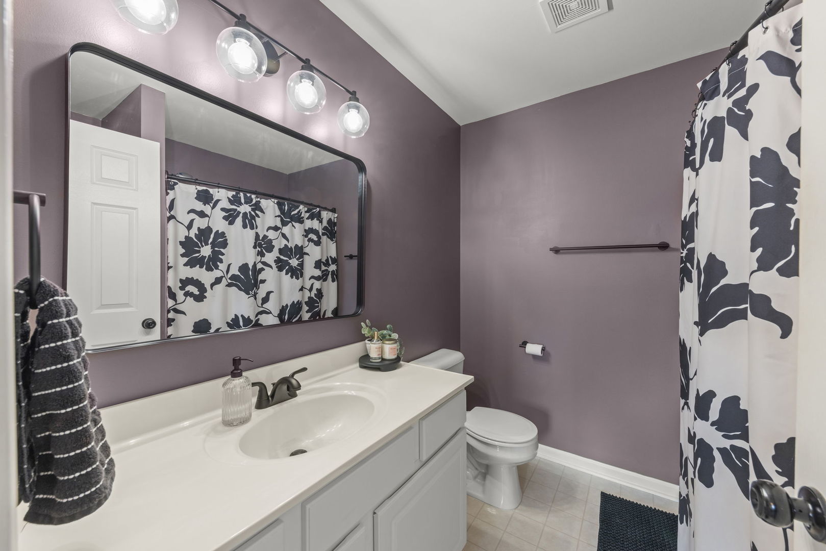 809 Constance Lane, Unit 809 Sycamore, IL 60178 - Photo 13 of 27