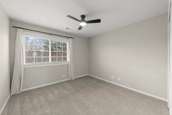 $185,000 | 809 Constance Lane, Unit 809, Sycamore, IL 60178