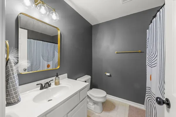 $185,000 | 809 Constance Lane, Unit 809, Sycamore, IL 60178