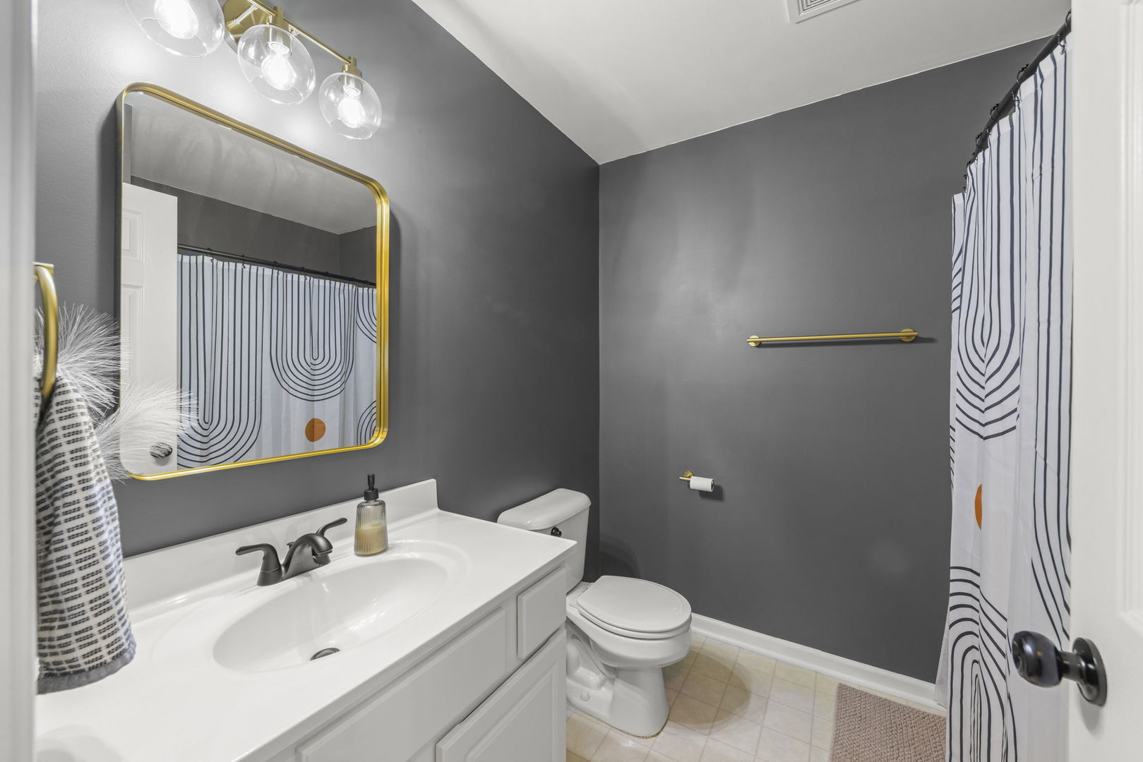 809 Constance Lane, Unit 809 Sycamore, IL 60178 - Photo 16 of 27