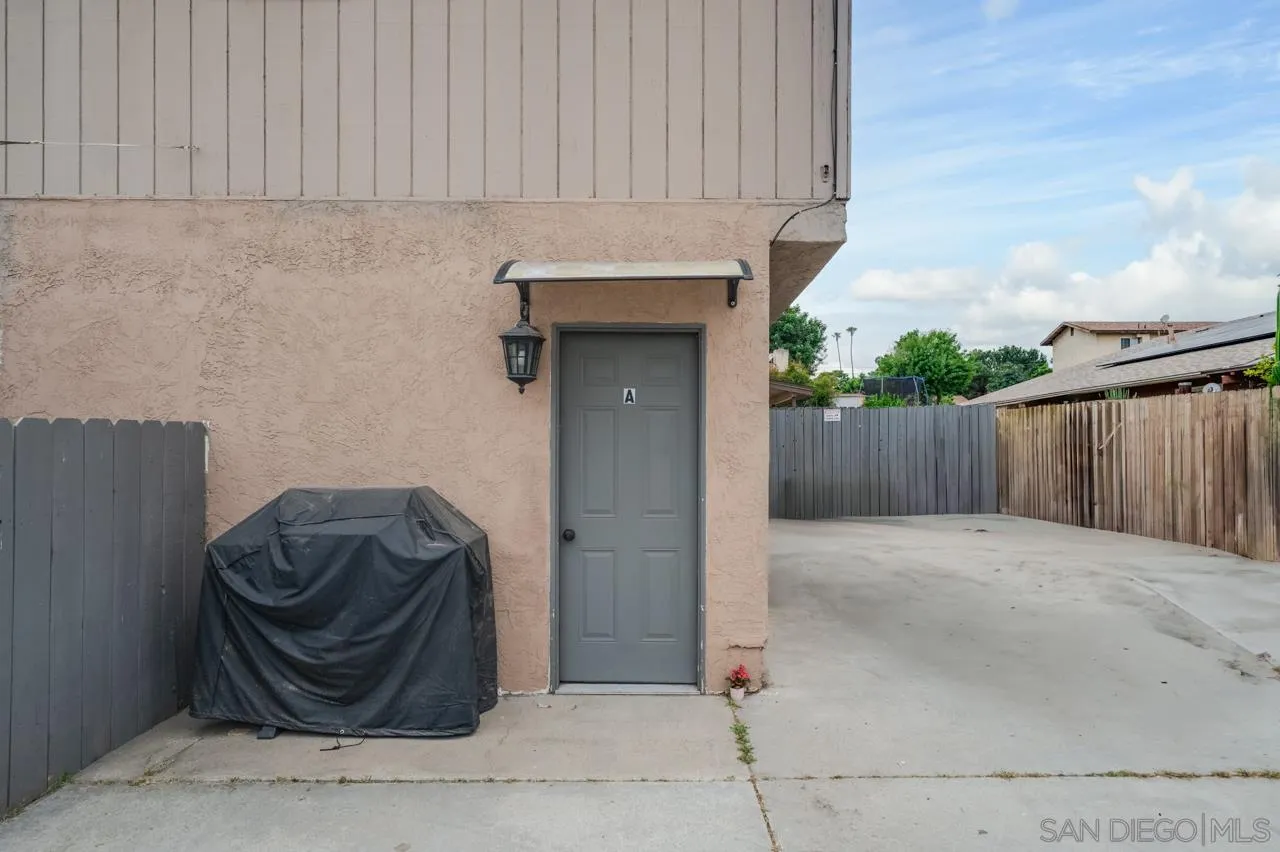 8713-15 Central Way Spring Valley, CA 91977 - Photo 31 of 39 Gallery Image 31