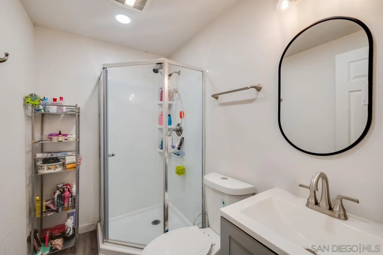 8713-15 Central Way Spring Valley, CA 91977 - Photo 38 of 39 Gallery Image 38