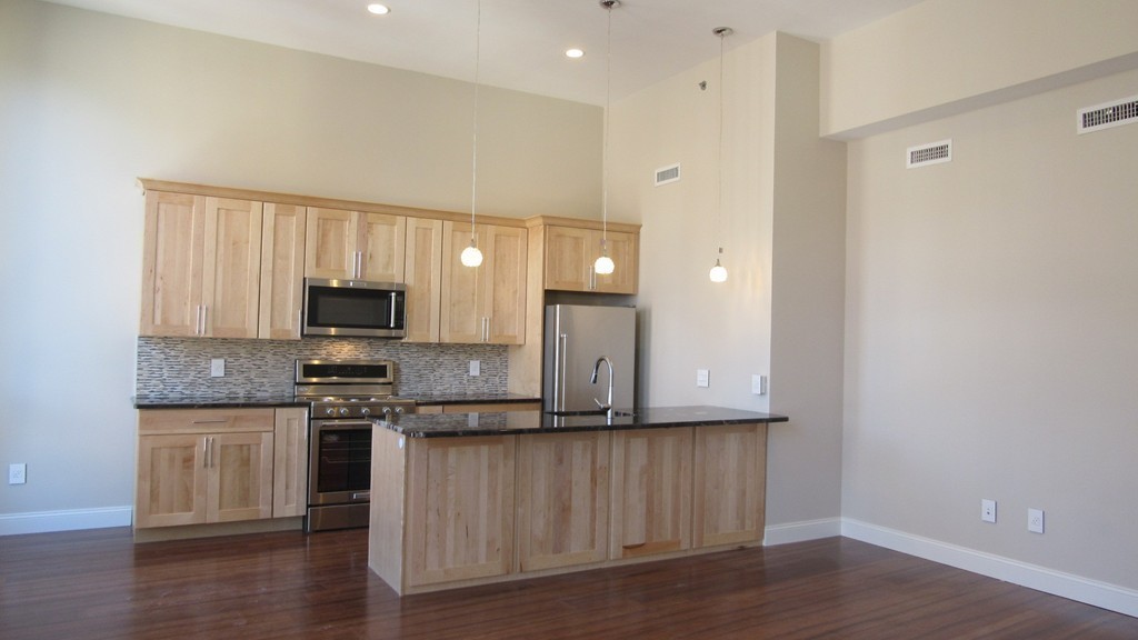 104 Prince Street Boston, MA 02113 - Photo 4 of 16