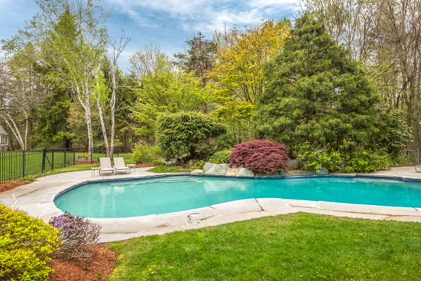 65 Oxbow Road Lincoln, MA 01773 - Photo 17 of 19