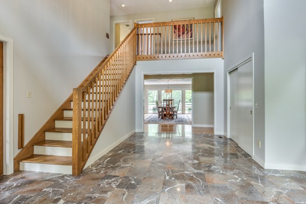 65 Oxbow Road Lincoln, MA 01773 - Photo 3 of 19