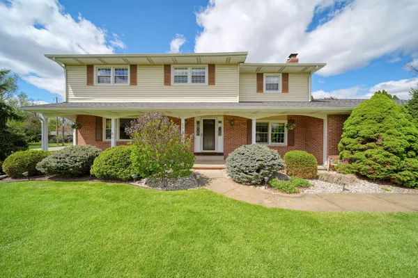 $418,000 | 3818 Midberry Road, Jackson, MI 49203