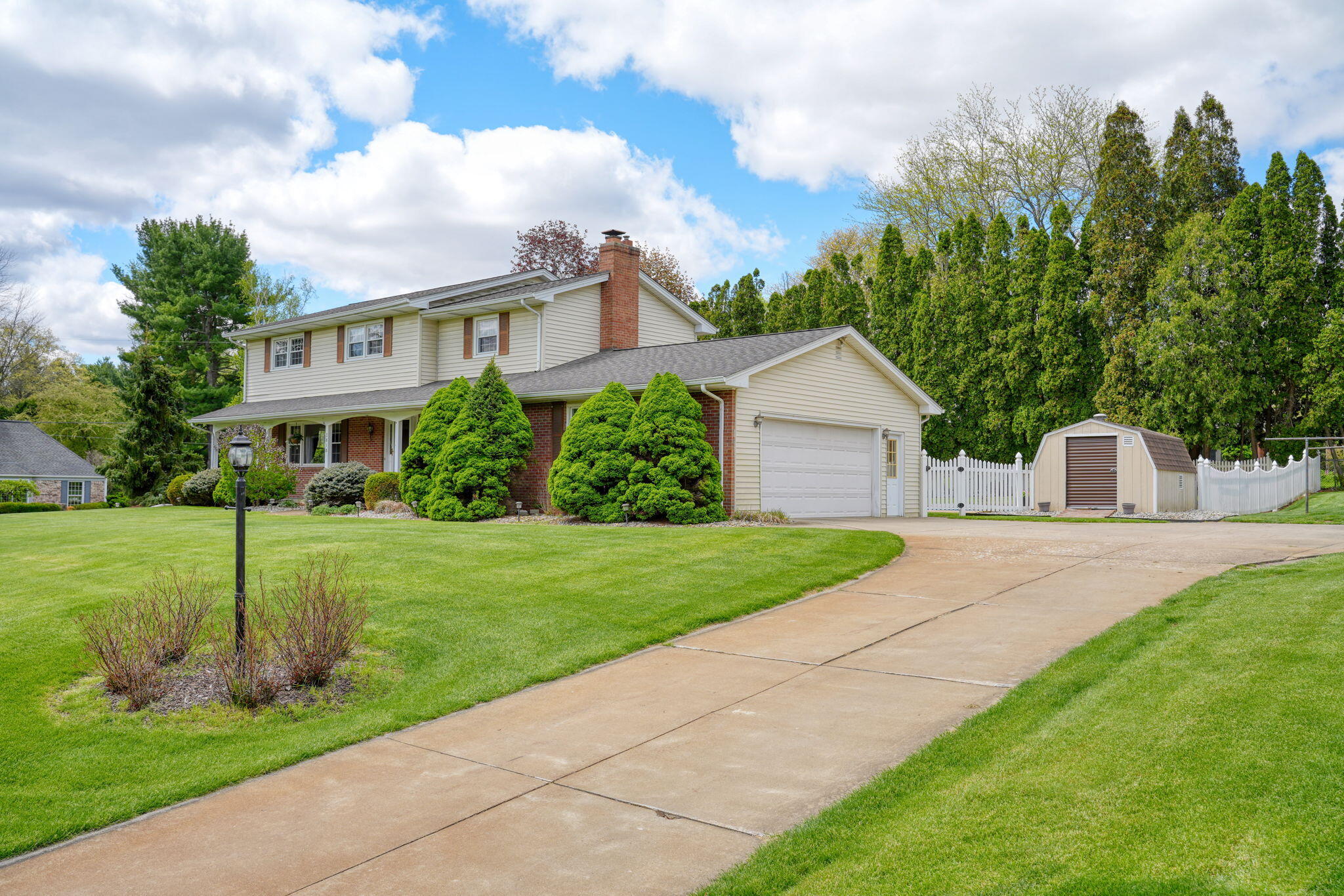 3818 Midberry Road Jackson, MI 49203 - Photo 4 of 63 4