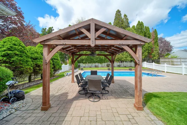 $418,000 | 3818 Midberry Road, Jackson, MI 49203