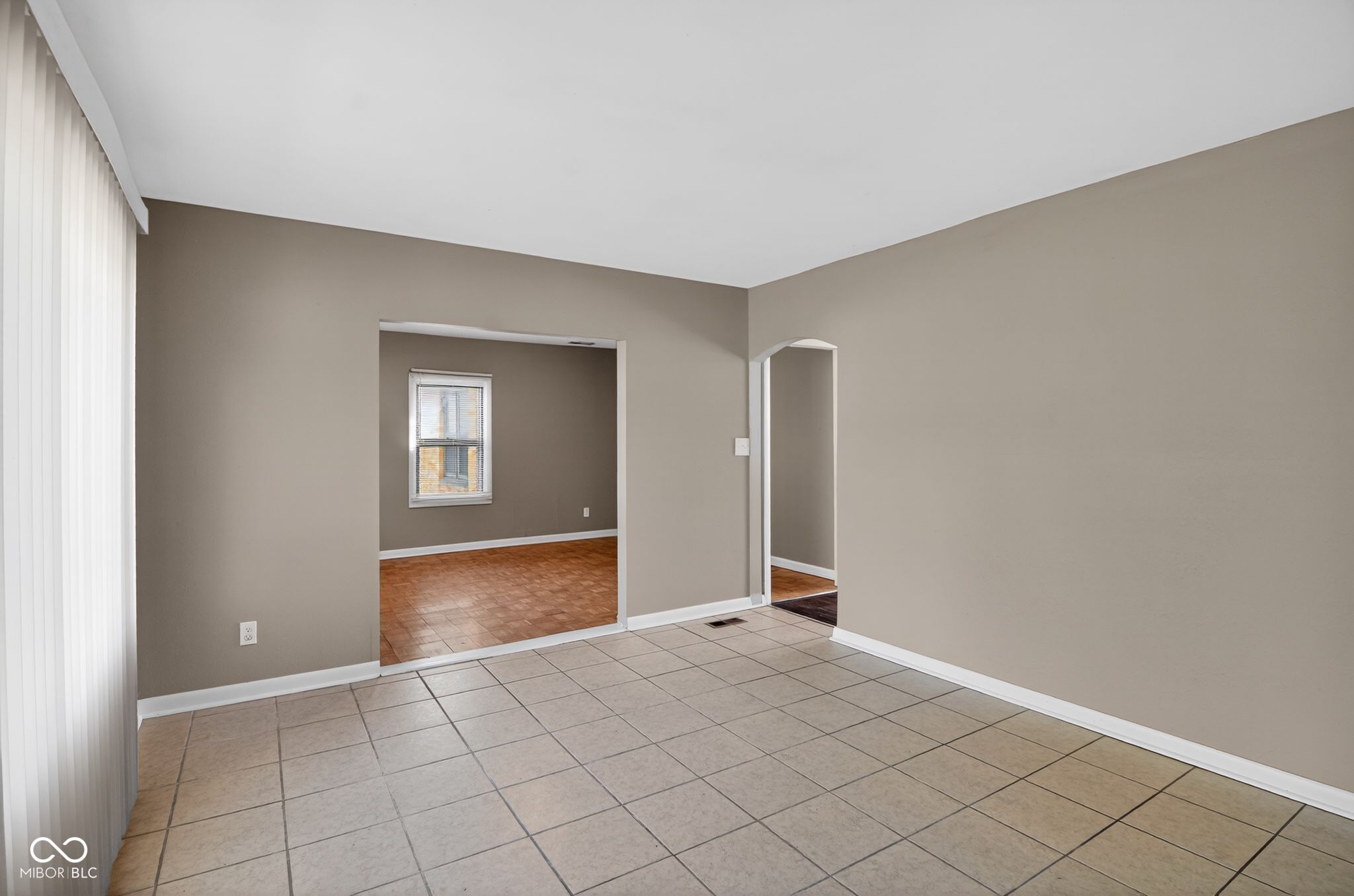 4328 North Kenmore Road Indianapolis, IN 46226 - Photo 20 of 34