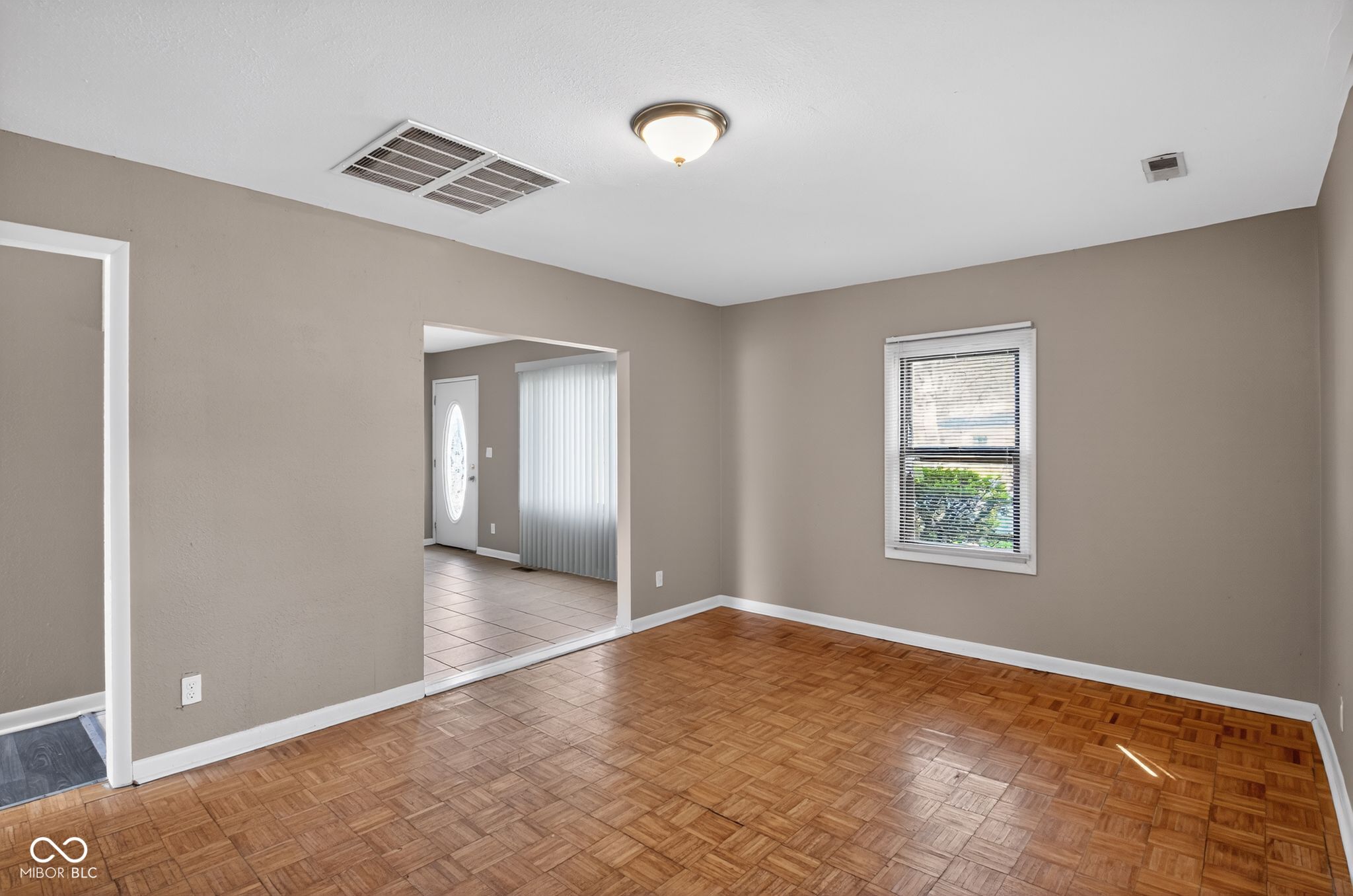 4328 North Kenmore Road Indianapolis, IN 46226 - Photo 24 of 34