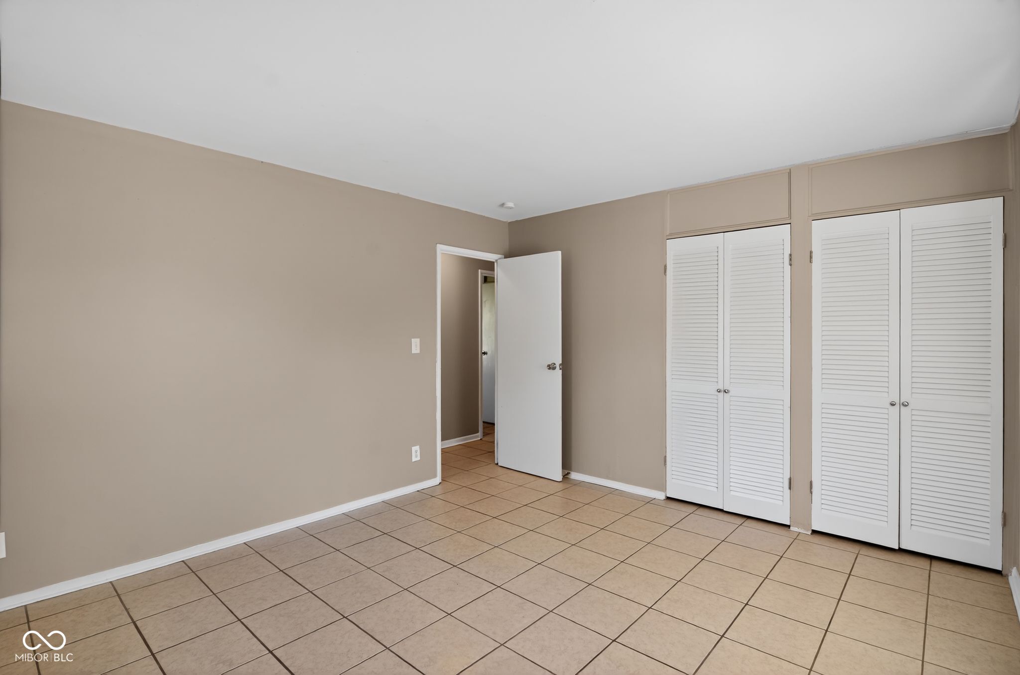4328 North Kenmore Road Indianapolis, IN 46226 - Photo 28 of 34