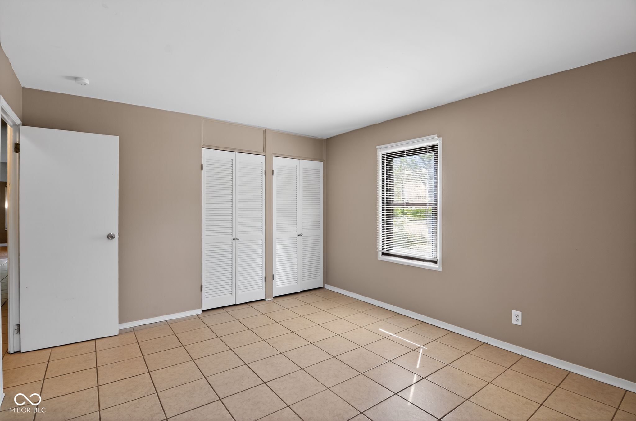 4328 North Kenmore Road Indianapolis, IN 46226 - Photo 30 of 34
