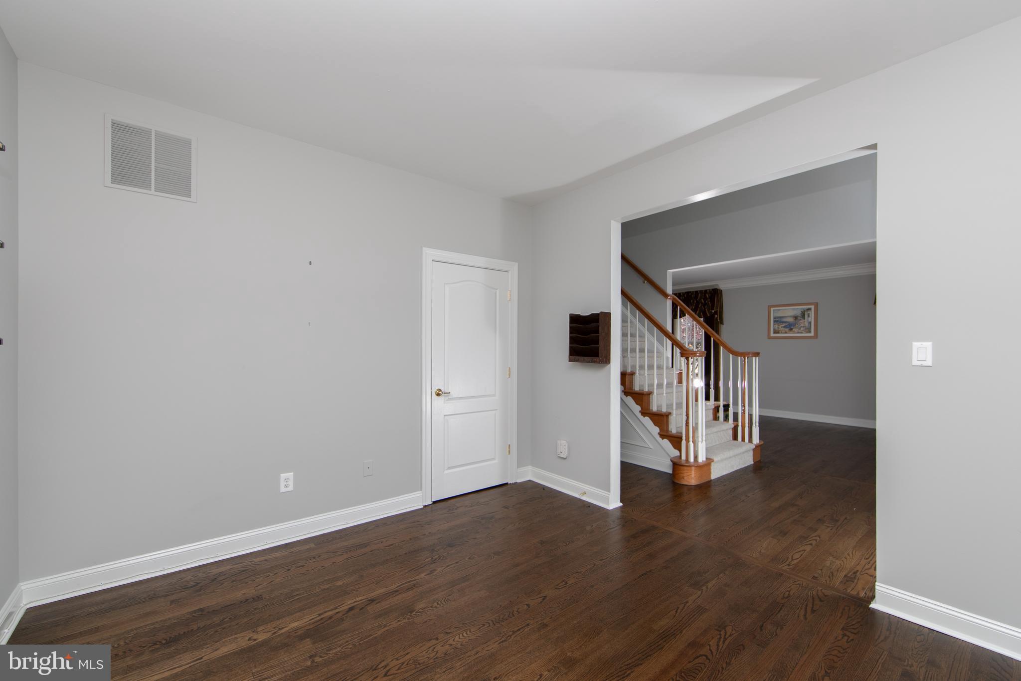 7 Kyle Court Mount Laurel, NJ 08054 - Photo 29 of 67 Main level Office/extra room