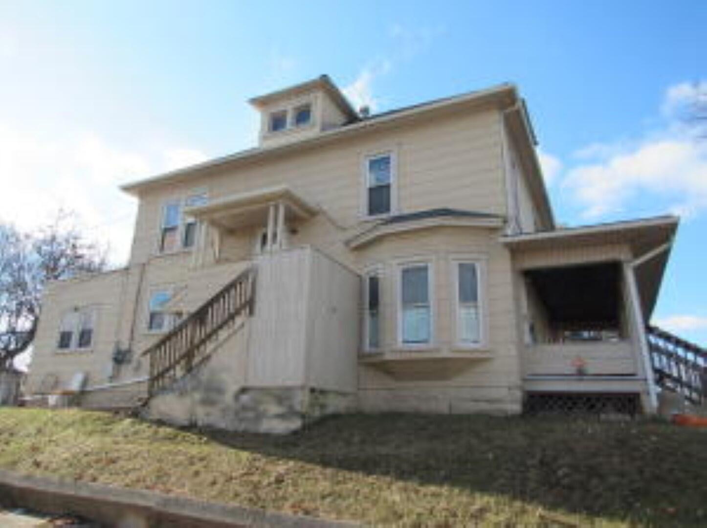 411 Stanton Avenue Springfield, OH 45503 - Photo 2 of 4