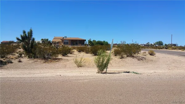 $15,500 | 360 Iceberg Canyon Drive, Meadview, AZ 86444