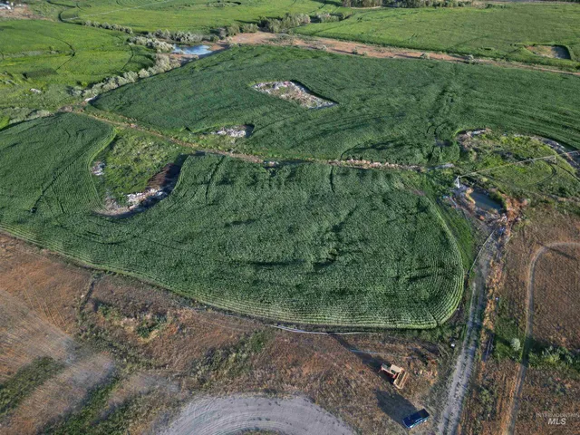 $500,000 | 1465 East 3050 South, Wendell, ID 83355