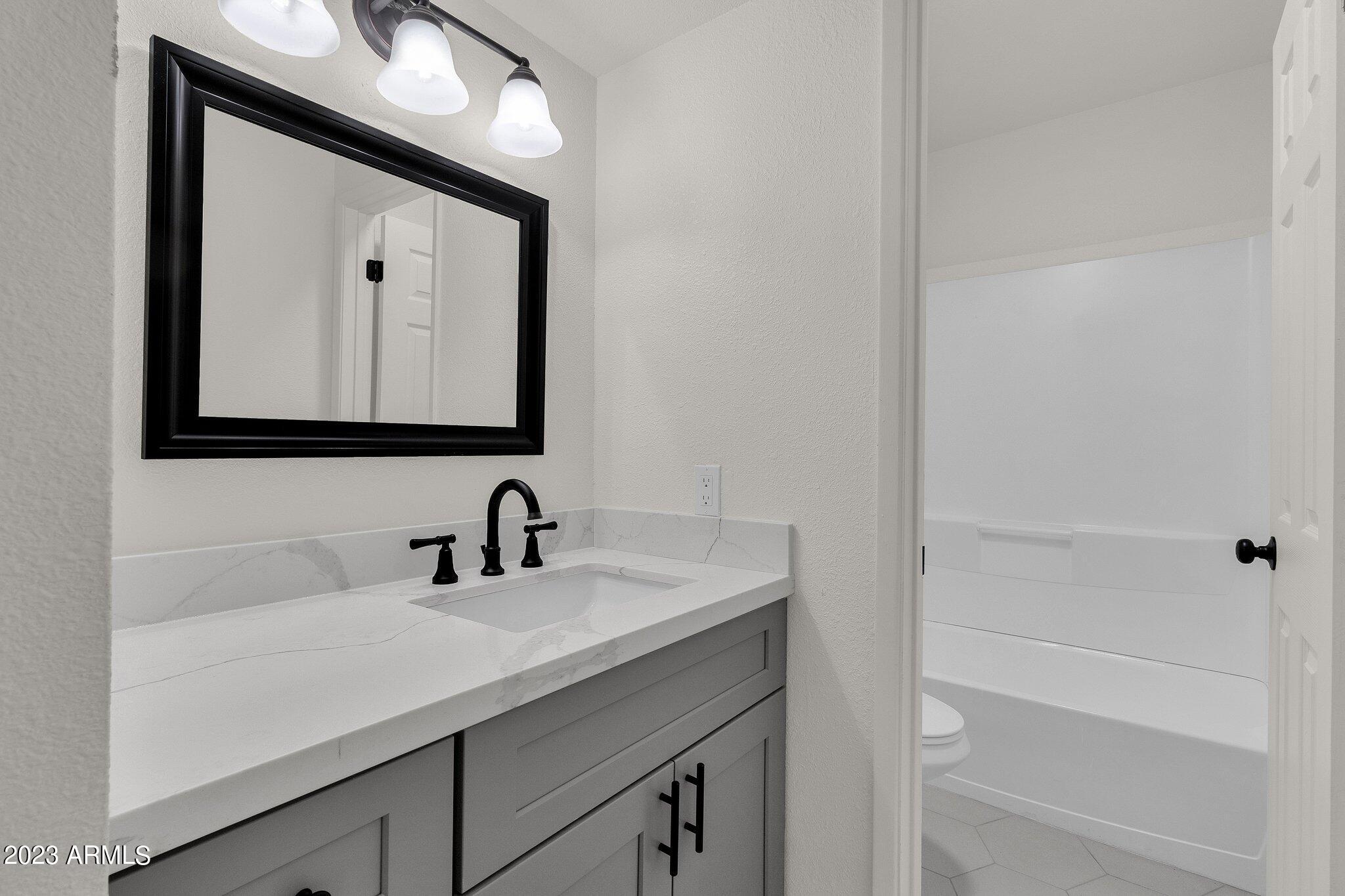 720 South Dobson Road, Unit 94 Mesa, AZ 85202 - Photo 16 of 32 25-web-or-mls-720-s-dobson-rd-94