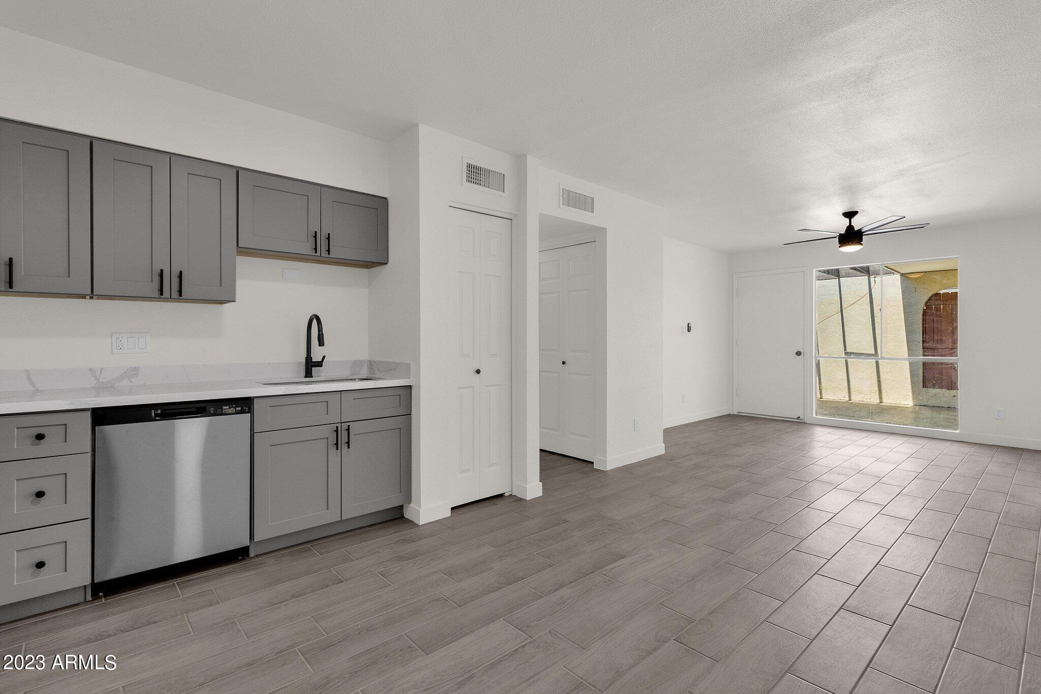 720 South Dobson Road, Unit 94 Mesa, AZ 85202 - Photo 9 of 32 18-web-or-mls-720-s-dobson-rd-94