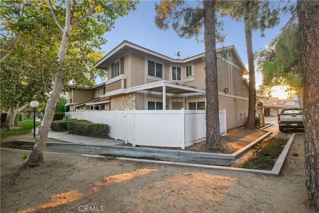 $2,295 | 1650 South Campus Avenue, Ontario, CA 91761