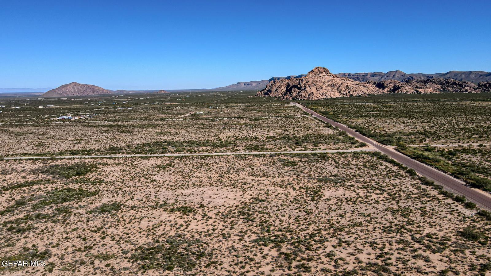 14 Rainbow Garden El Paso, TX 79927 - Photo 16 of 16 a view of an outdoor space and a mountain view