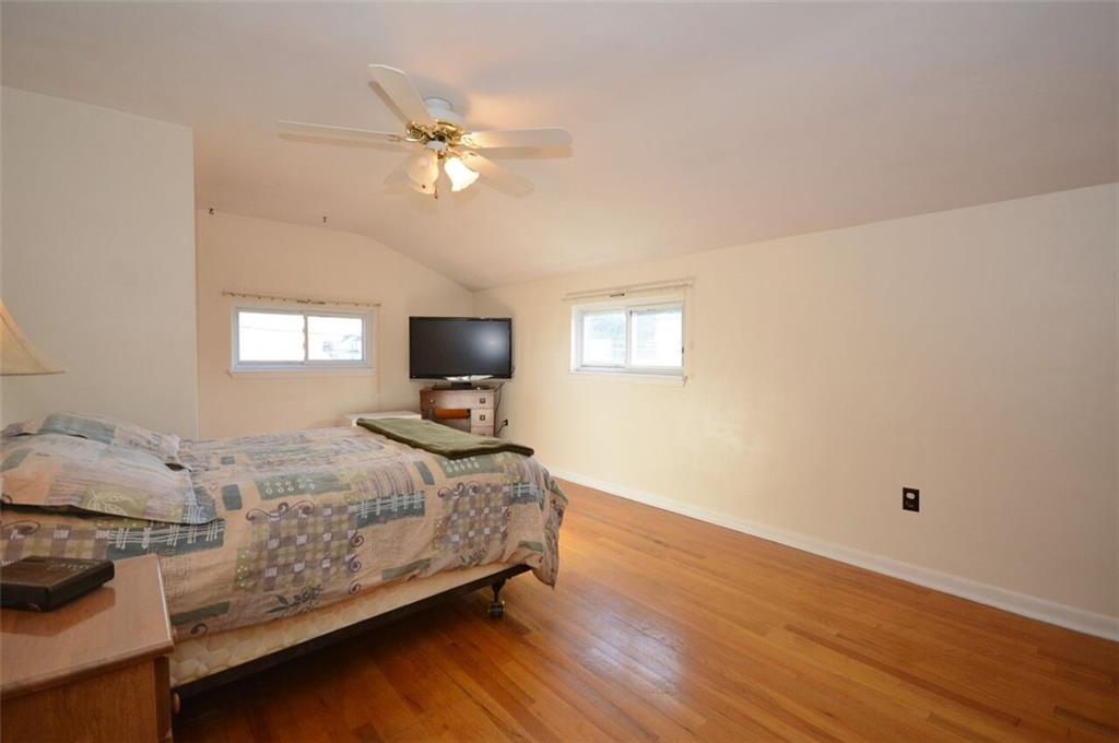 715 Center Street Harwick, PA 15049 - Photo 12 of 20 Expansive master bedroom.