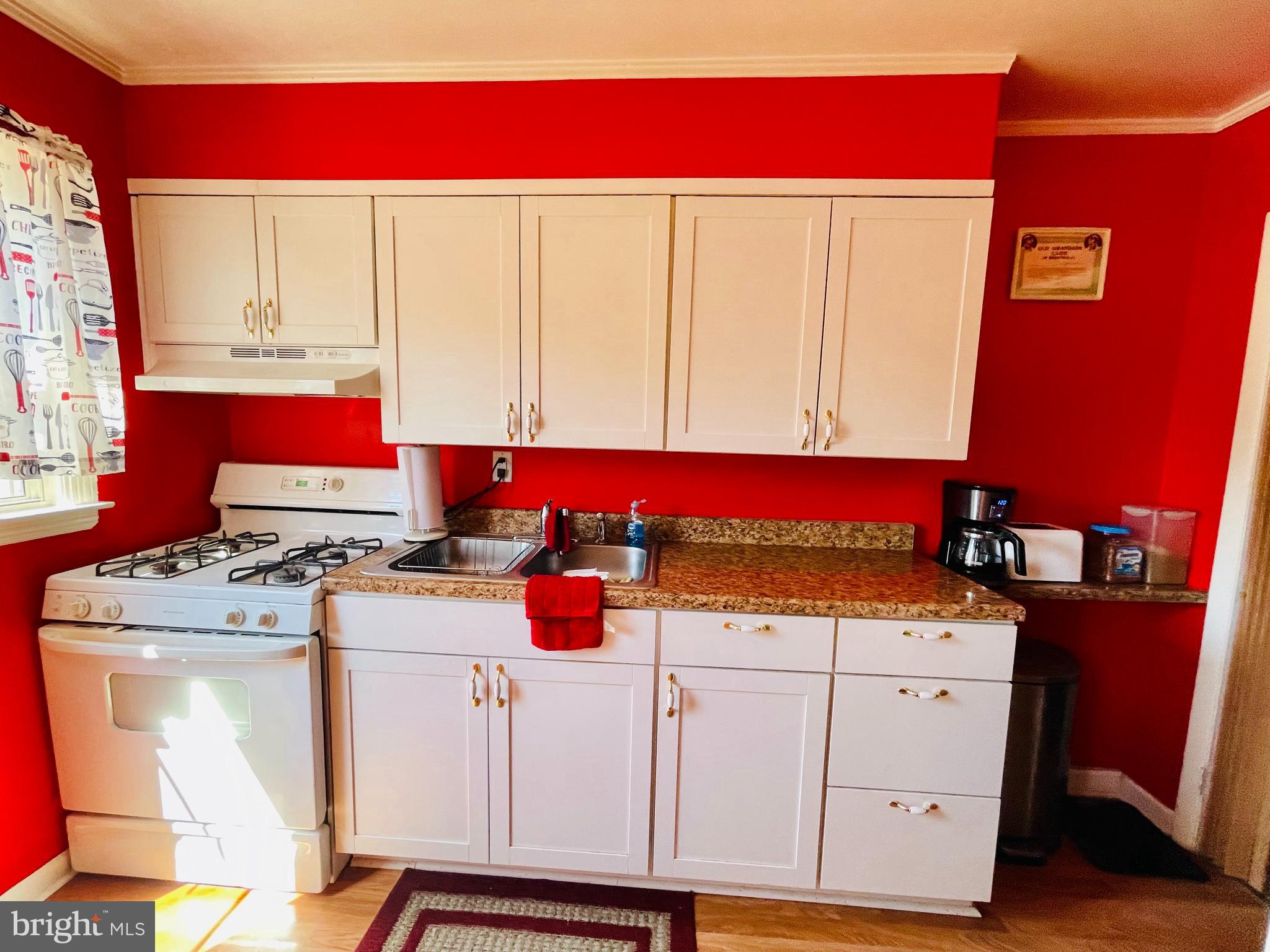 1940 Quentin Road Baltimore, MD 21222 - Photo 10 of 21