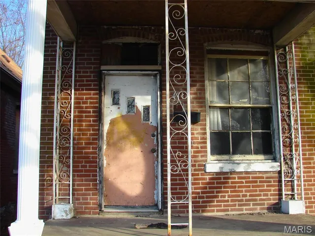 $22,500 | 472 North 25th Street, East St. Louis, IL 62205