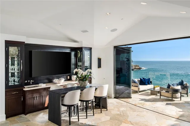 $60,000 | 26 South La Senda Drive, Laguna Beach, CA 92651