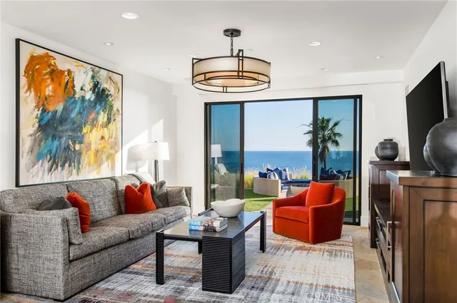 $60,000 | 26 South La Senda Drive, Laguna Beach, CA 92651