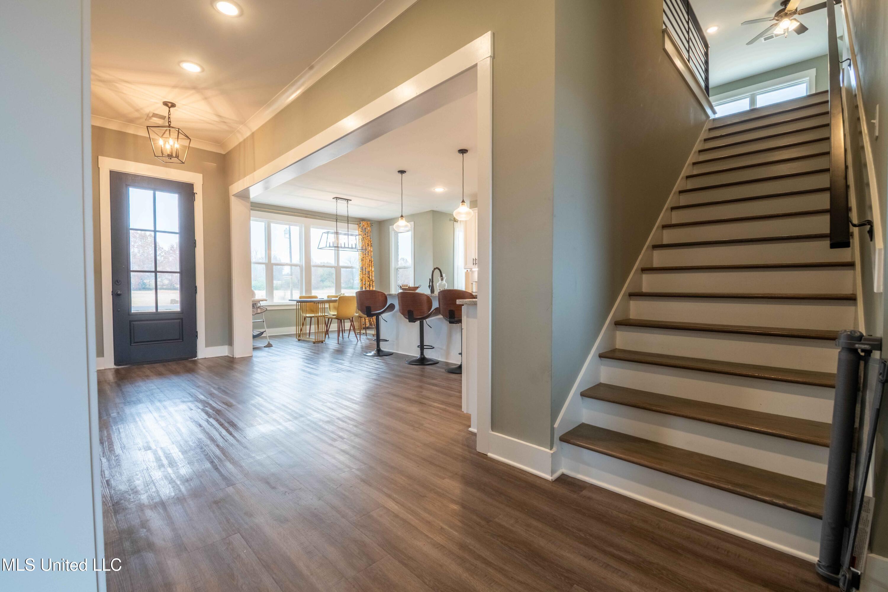 4121 Jenny Lane Hernando, MS 38632 - Photo 8 of 47 Entry